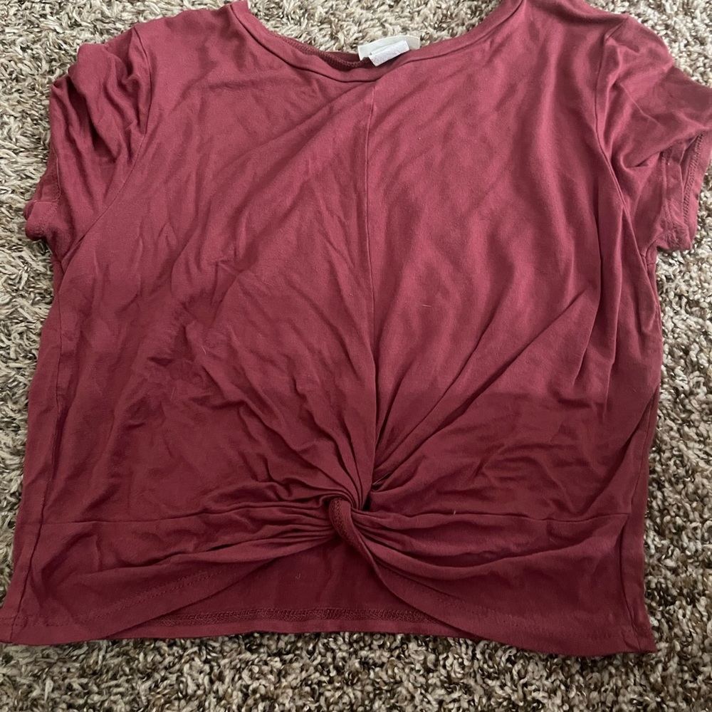Short sleeve crop top